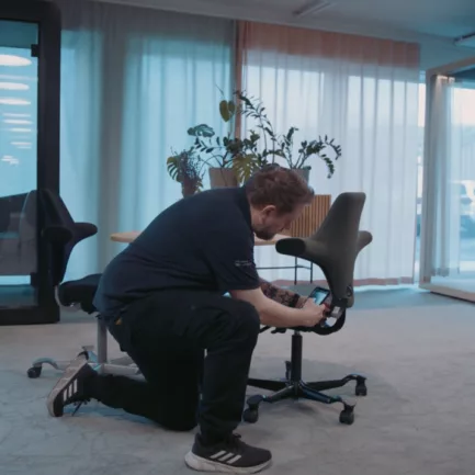 Lindbak R Egister HAG Capisco snakkes showrom Bjorn Reidar