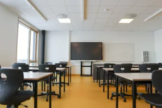 Gystadmarka Ungdomsskole Ullensaker smartboard smart board0004