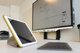 Gystadmarka Ungdomsskole Ullensaker smartboard smart board0006