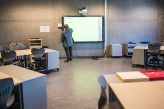 Hatlane Skole Interaktive Løsninger Tavler Dsc4030