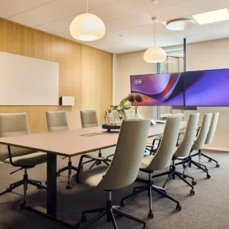 2024 Bergen Head Energy Studio Neon Haara 27