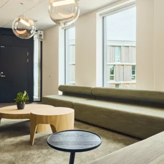 2024 Bergen Head Energy Studio Neon Haara 26