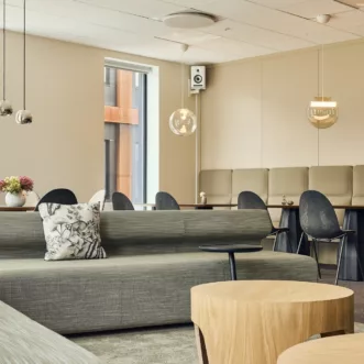 2024 Bergen Head Energy Studio Neon Haara 23