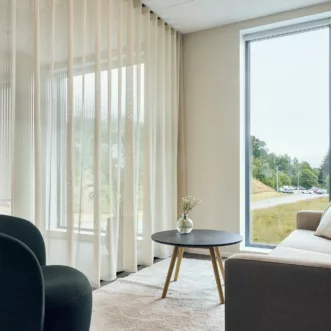 2024 Bergen Head Energy Studio Neon Haara 19