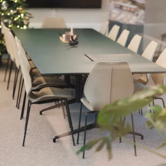 Lindbak 022 Logistea Sosial sone spisebord detalj