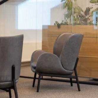 Lindbak 012 Logistea Sosial sone stol detalj