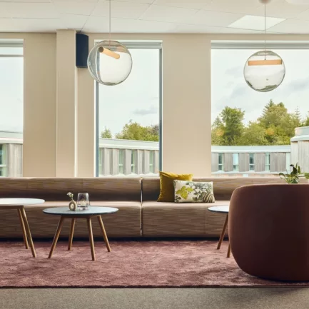 2024 Bergen Head Energy Studio Neon Haara 10