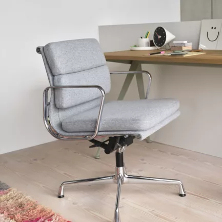 Vitra Soft Pad Chair EA 231 Home Office 2