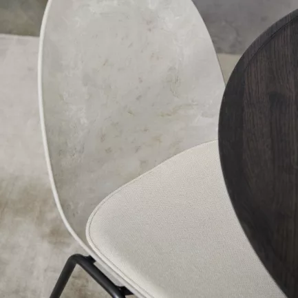 Mater 11124 Eternity Side Chair Close up 2