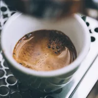 iStock-528282520-espresso-kaffe_52142.jpg
