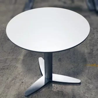 Rundt hvitt cafébord Ø 60 cm grå søyle