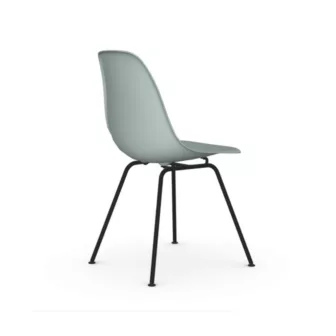 388544-VITRA-Eames-Plastic-Side-Chair-sort-mint-DSX_50986.jpg