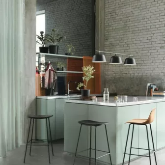 MUUTO-Fiber-bar-ambit-rail-corky-platform-tray_25691.jpg
