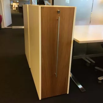 Tårnskap 3P hvitt m valnøtt front EFG 120x80x43