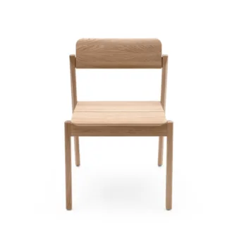 Fora-Form.-Knekk.-ProduktbildeKnekk-chair-in-oak-Fora-Form_99603.jpg