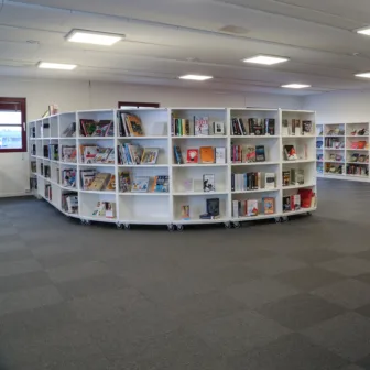 Grande-IMG-0942-stsiden-bibliotek-OffinnGrande-Foto-PederOttoDybvik_34953.jpg