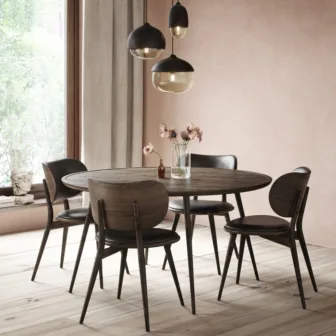 Mater.-Dining-table.-ProduktbildeTheDiningChair-Lifestyle-03_89401.jpg