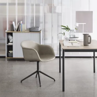 Muuto.-Tip-table-lamp.-2232.-flere-farger_22438.jpg