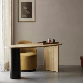 MENU-The-Eclipse-Desk-Natural-Oak-Tearoom-Side-Chair-Swivel_80990.jpg