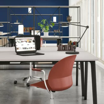 FritzHansen-N02-30-31-Pluralis-l-AQ01-02_80178.jpg