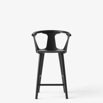 tradition.-In-between-SK7.-In-Between-Bar-Stool-Black-SK7_87971.jpg