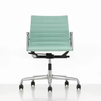 VITRA-5050220-Aluminium-Chair-EA-118-master_72961.jpg