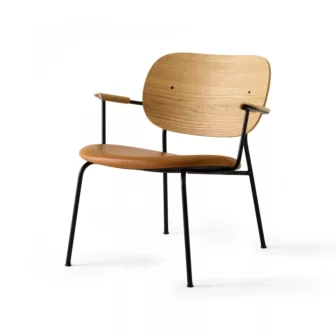 Co Lounge Chair - Dakar Cognac skinn / Eik understell