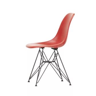 Vitra.-Eames-Fiberglass-Side-Chair.-Produktbilde-2816723-Eames-Fiberglass-Side-Chair-DSR-09-classic-red-30-basic-dark-powder-coated-left-master_98021.jpg