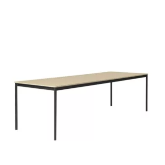 Base Table - Lakkert Eikefiner / Sort understell