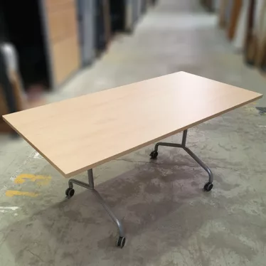 Møtebord bjerk 160 x 80 cm sammenleggbart på hjul