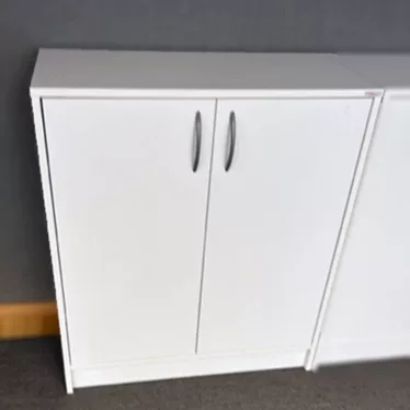 Skap 2P hvit slagdører Lanab Design 81 x 41 x 92