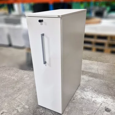 Tårnskap 3P hvit venstre Kinnarps 125x80x40