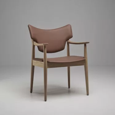 Weng Lounge Chair