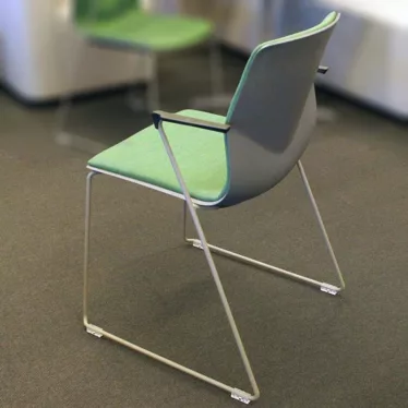 Konferansestol grønn Four Design FourSure 88 krom len meie understell