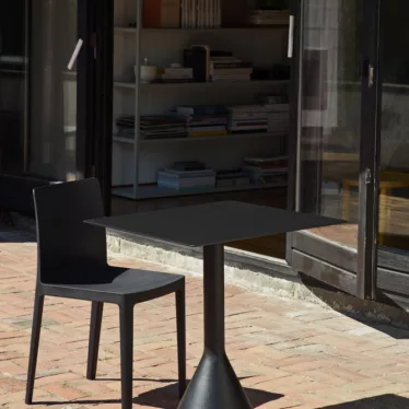 Palissade Cone Table