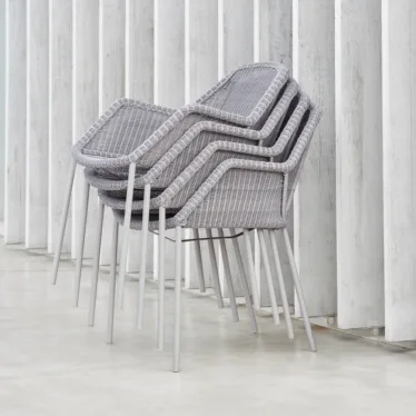 Breeze spisestol