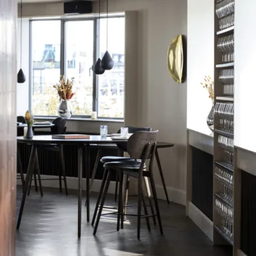Accent Dining Table liten