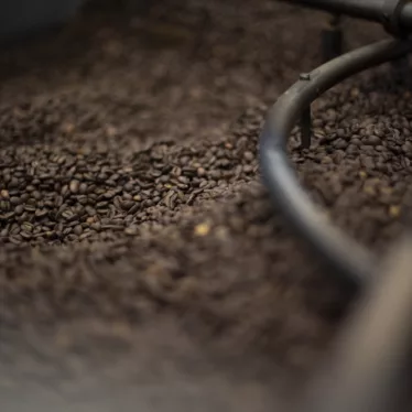 Lindbak Kenya kaffe, hele bønner - 1 kg per pose