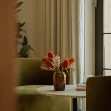 Harbour Column Lounge Table
