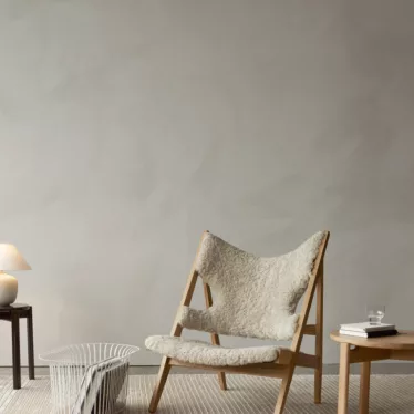 Knitting Lounge Chair - Sort Dakar 0842 / Valnøtt understell