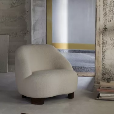 Margas Lounge Chair LC1 - Beige Svevo 002 / Oljet valnøtt